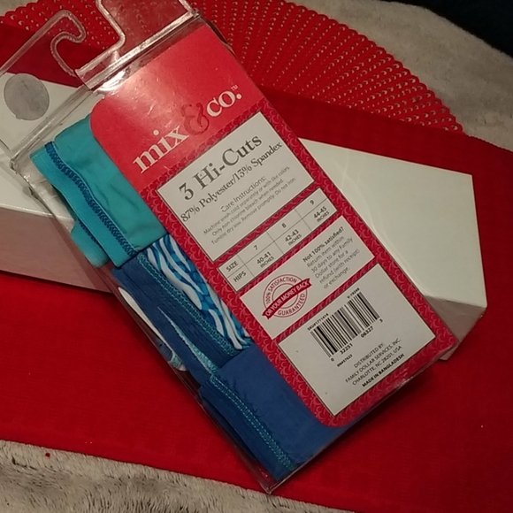 2 McKids cotton/Lyra tights, & underwear... - Picture 4 of 6